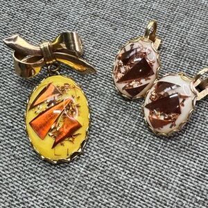 Vintage-Inspired Yellow and White Enamel Pendant and Earrings Set